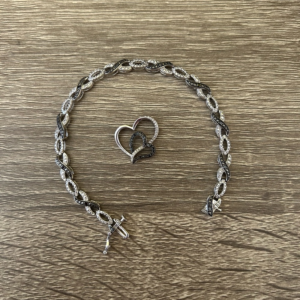 Pendant and bracelet